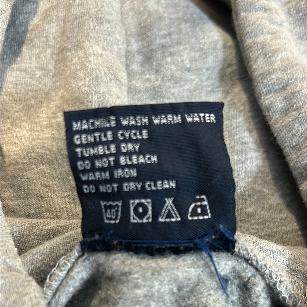 Gray Bermuda Hoodie - Picture 3 of 6